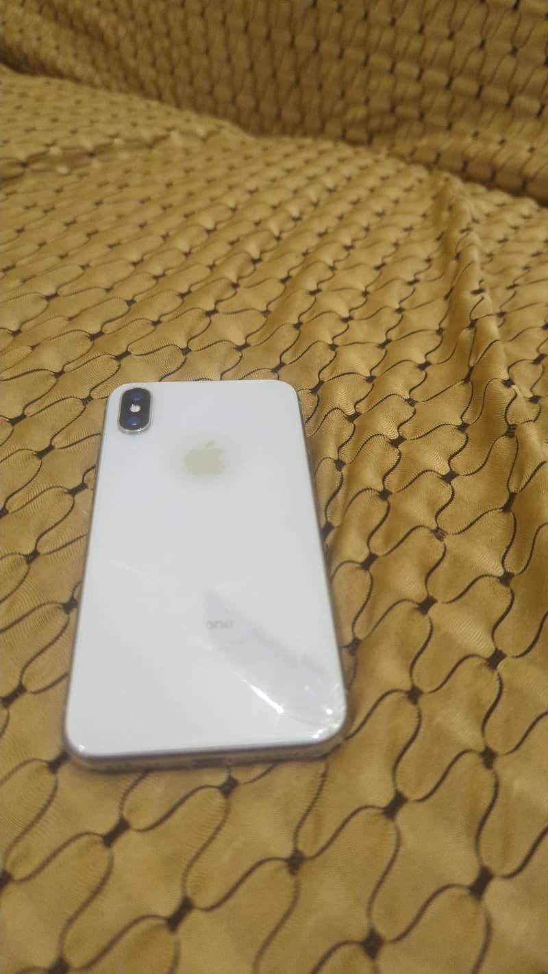 Apple iPhone X 1