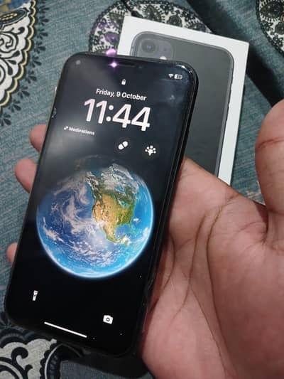 Apple iPhone 11