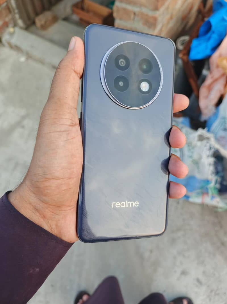 Realme 13 Plus 3