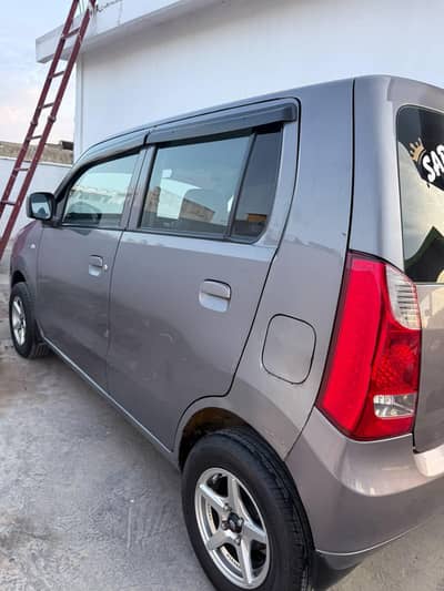 Suzuki Wagon R 2018 whstp 03247///810///829