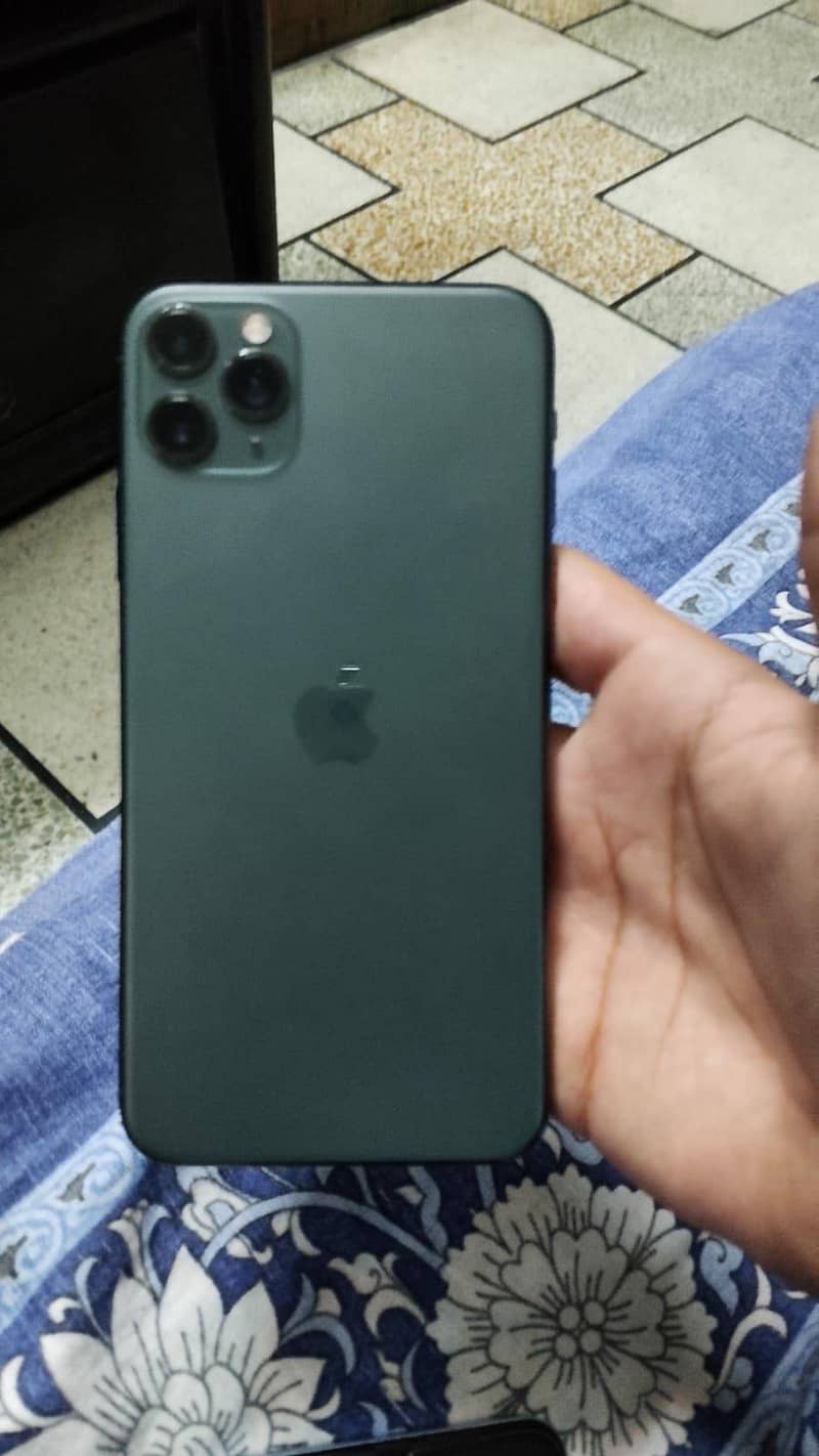 Apple iPhone 11 Pro Max 0