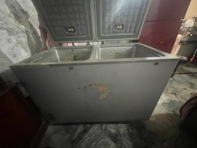 Deep freezer
