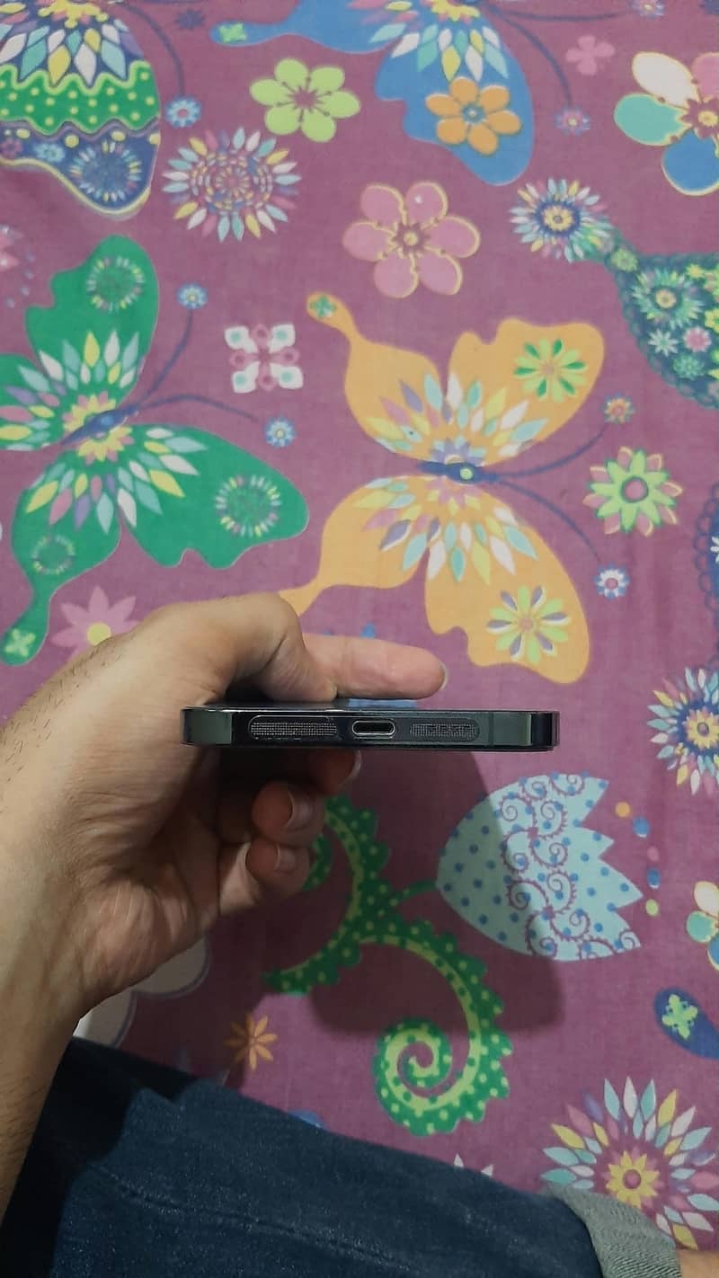 Apple iPhone 12 Pro Max 6