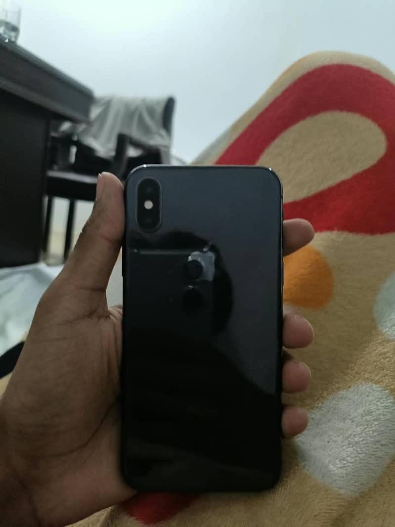 Apple iPhone X 1