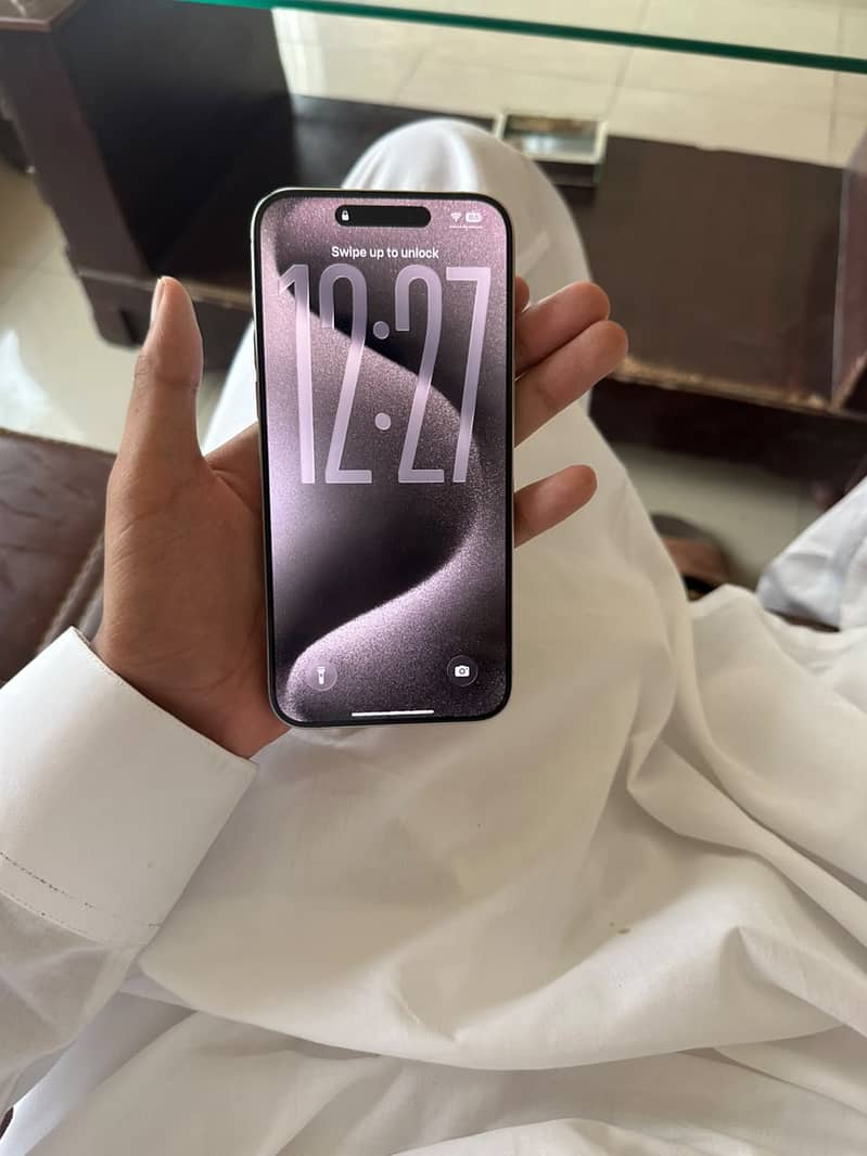 Apple iPhone 15 Pro Max 1