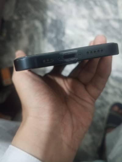 Apple iPhone 13 water pack 128 gb jv 98 battery health
