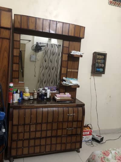Dressing tables used