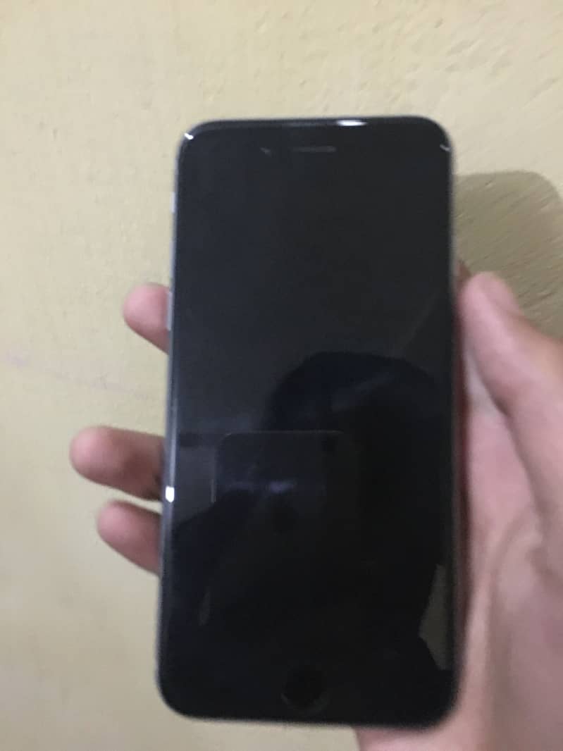 Apple iPhone 6S 1