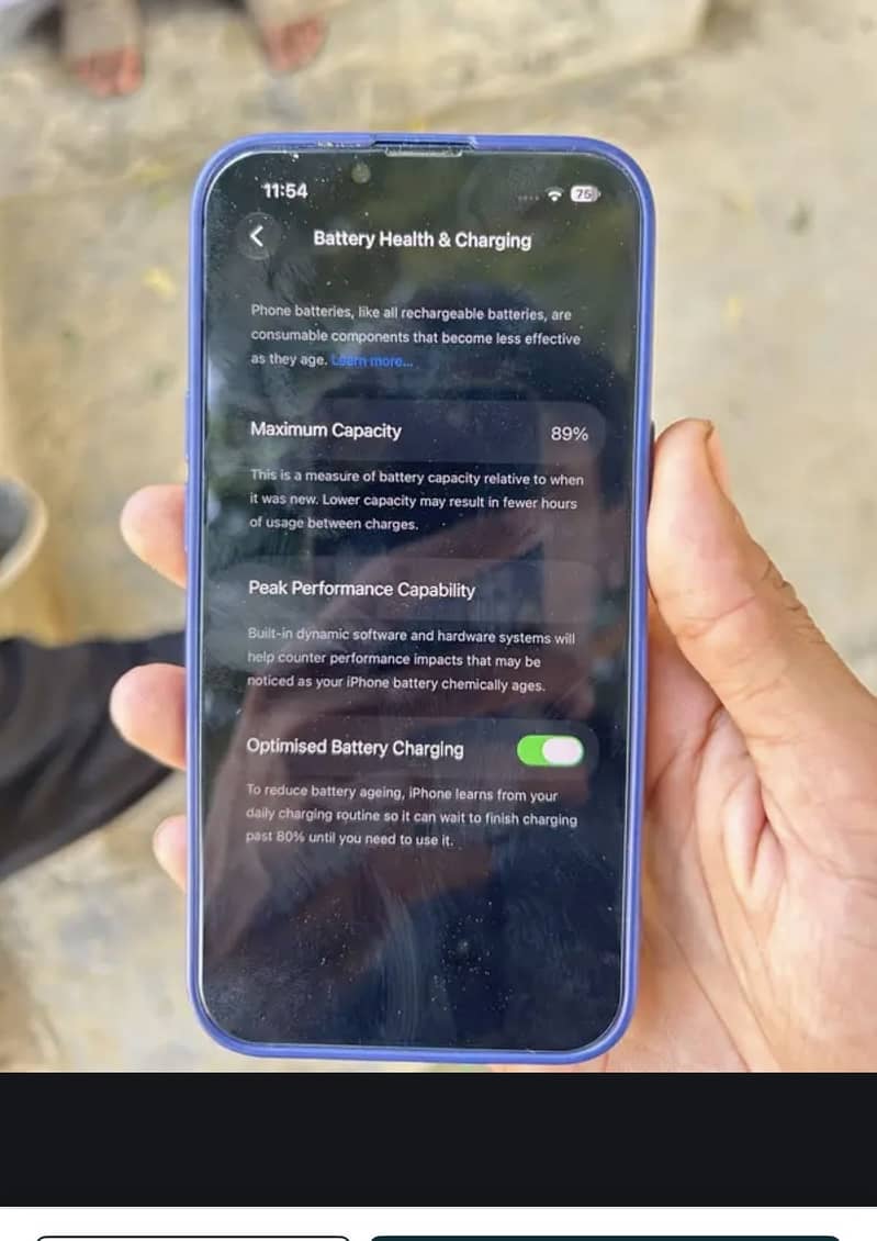 Apple iPhone 13 2