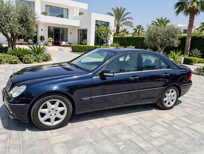 Mercedes benz C240 2600cc