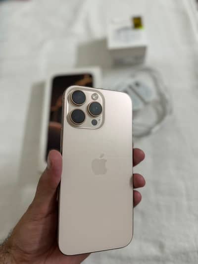 Apple iPhone 16 Pro Max