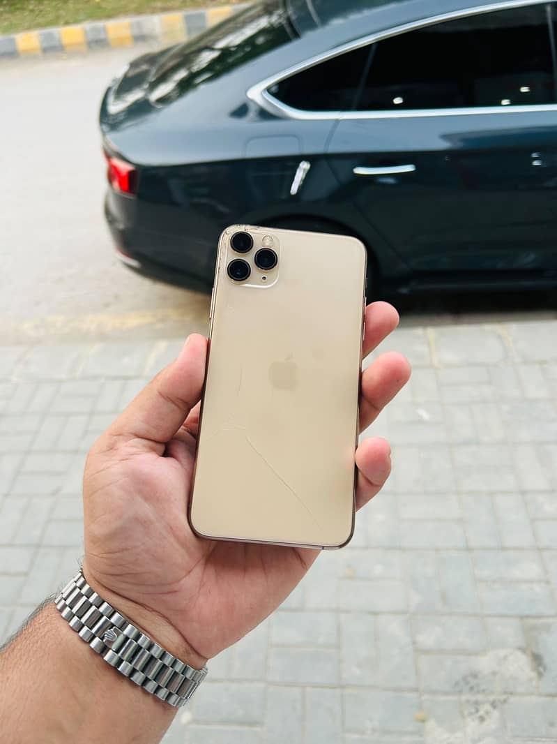 Apple iPhone 11 Pro Max 0