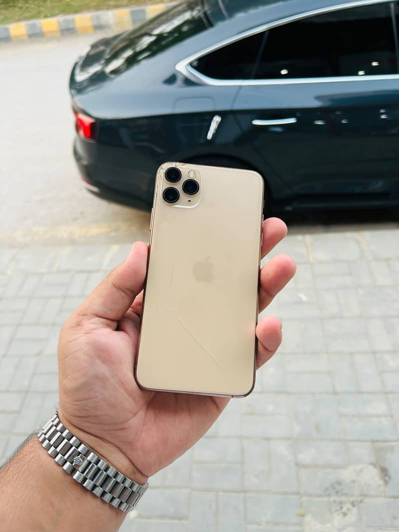 Apple iPhone 11 Pro Max 5