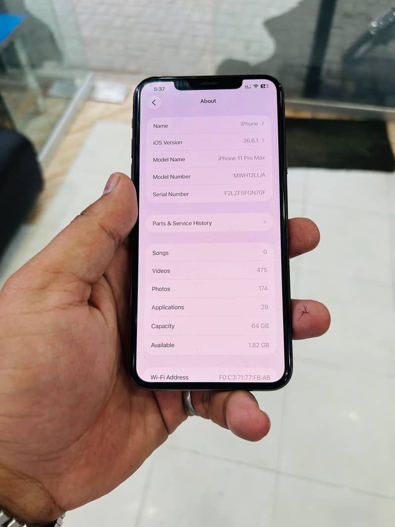 Apple iPhone 11 Pro Max 8