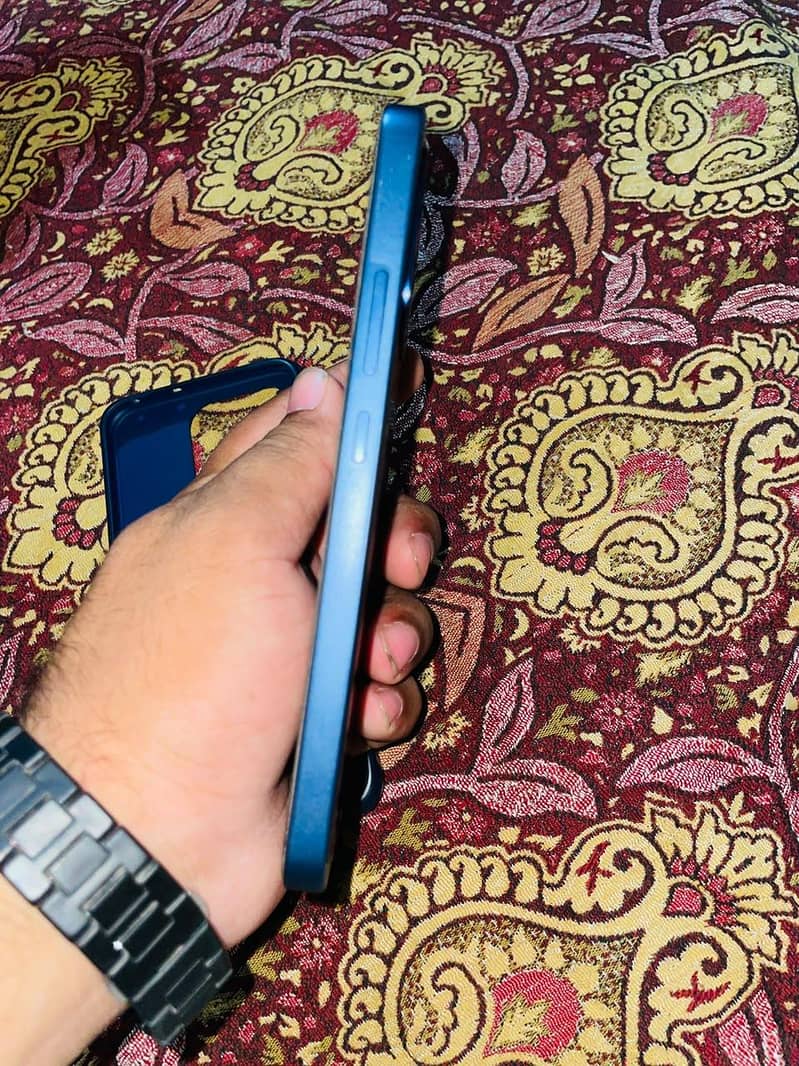 OPPO A6s pro 3