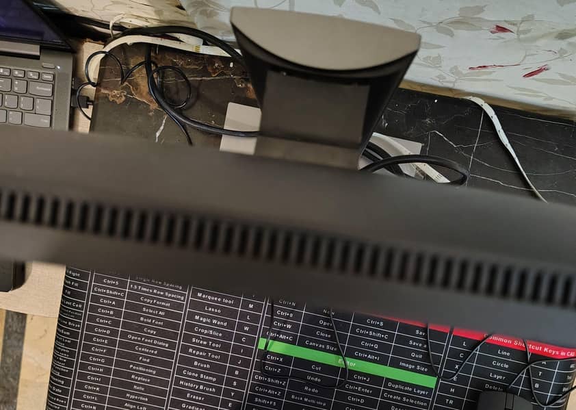 Dell 22 inch borderless monitor - Computer Components - 1120285255