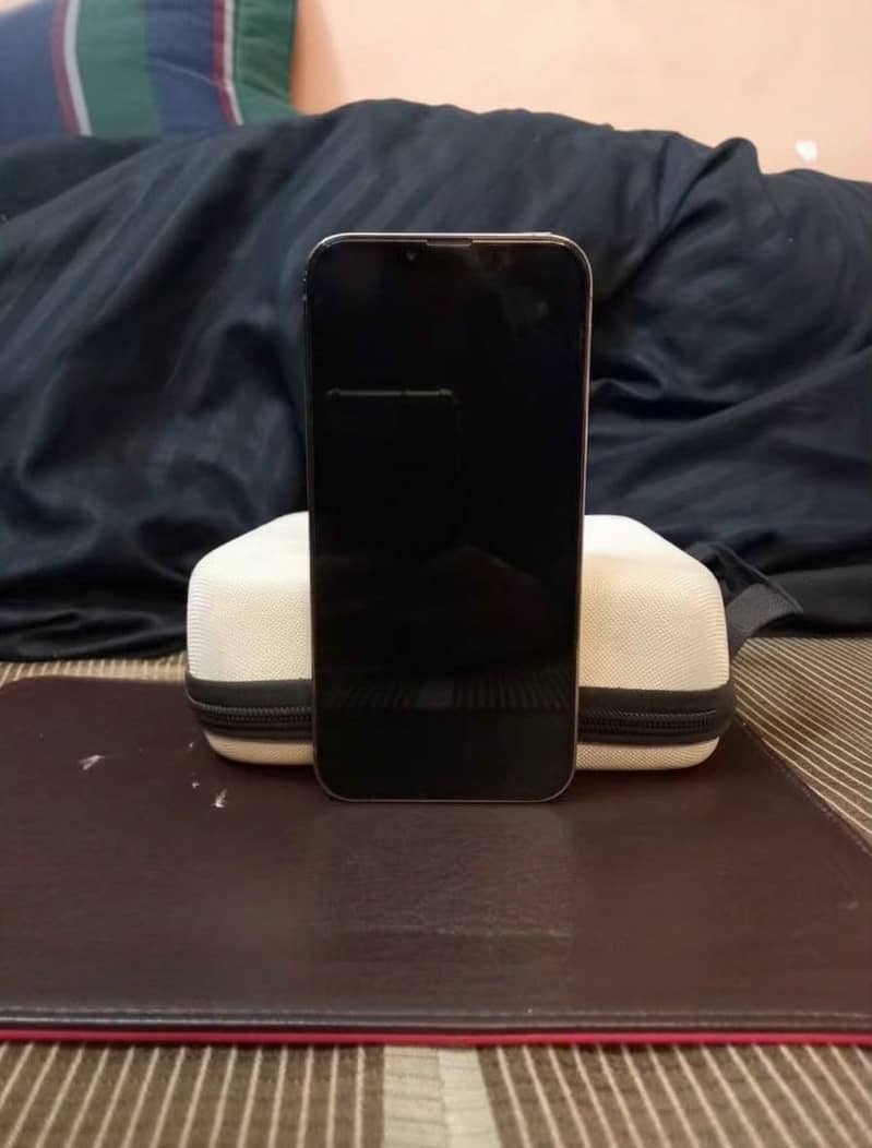 Apple iPhone 14 Pro Max 5