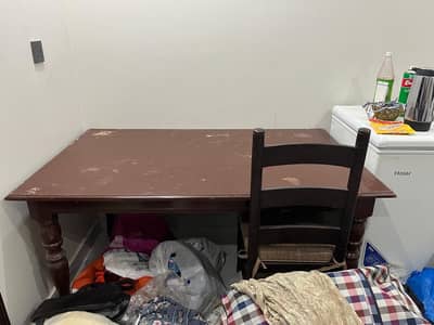 Dinning table with 4 chairs