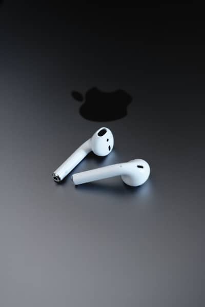Apple AirPods (2nd Gen)