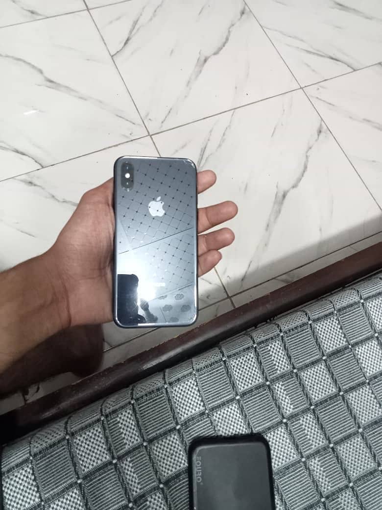 Apple iPhone X 2