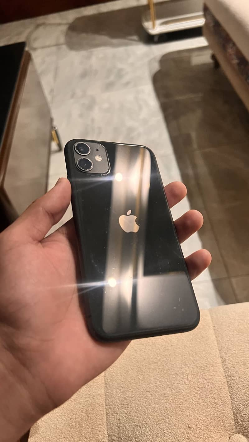 Apple iPhone 11 0