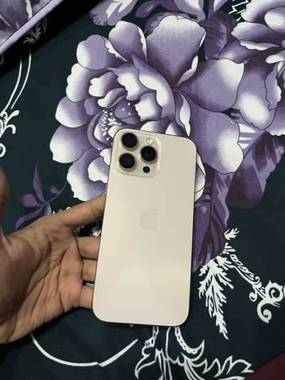Apple iPhone 16 Pro Max