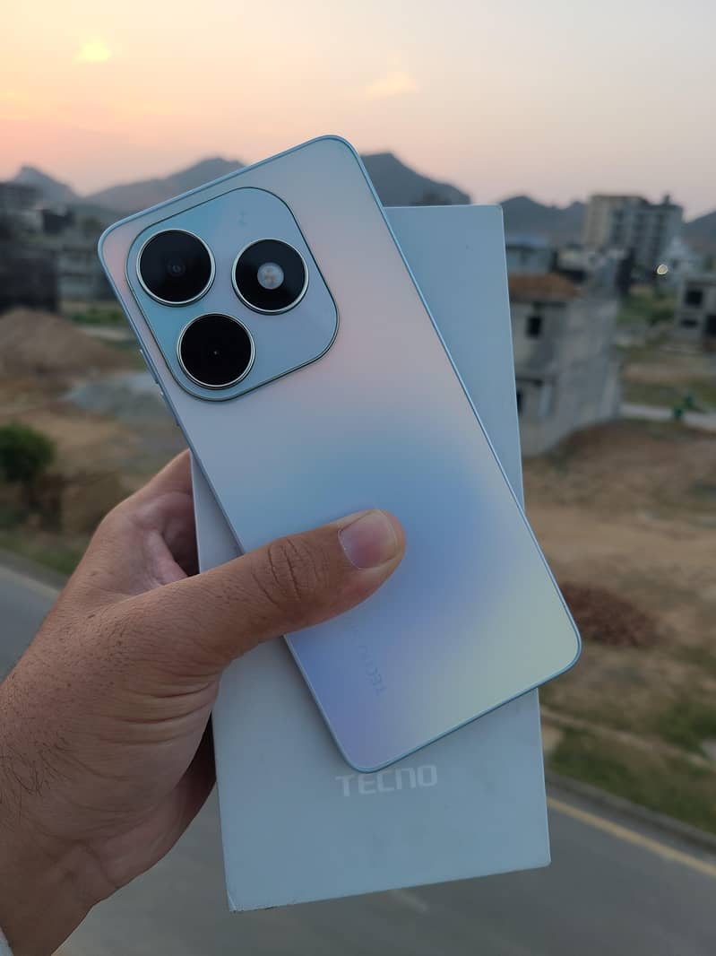 Tecno Spark 20 1