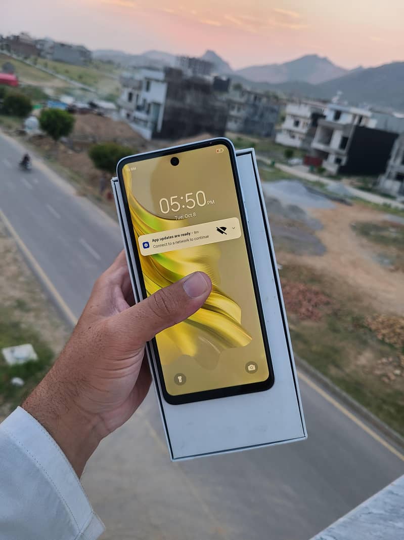 Tecno Spark 20 7