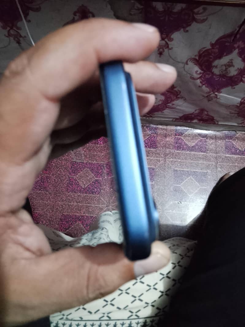 Apple iPhone 17 Pro Max 2