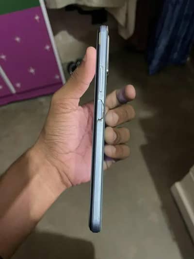 vivo y33s 10/9 8+4 128 all ok no open no repair