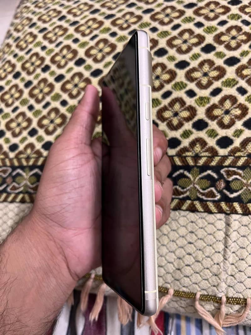 Google Pixel 7 3