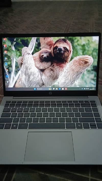 HP laptop 14-ep0xxx (Intel core i3- N305)