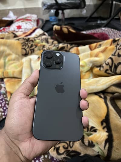 Apple iPhone 16 Pro Max
