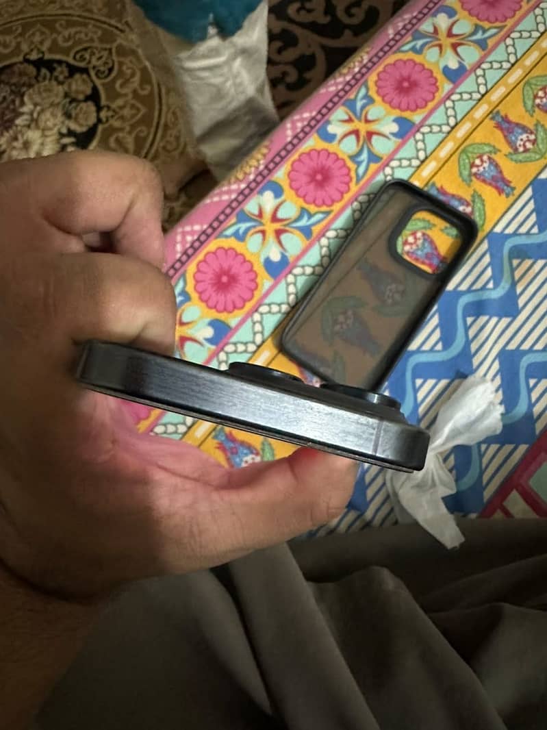 Apple iPhone 15 Pro 6