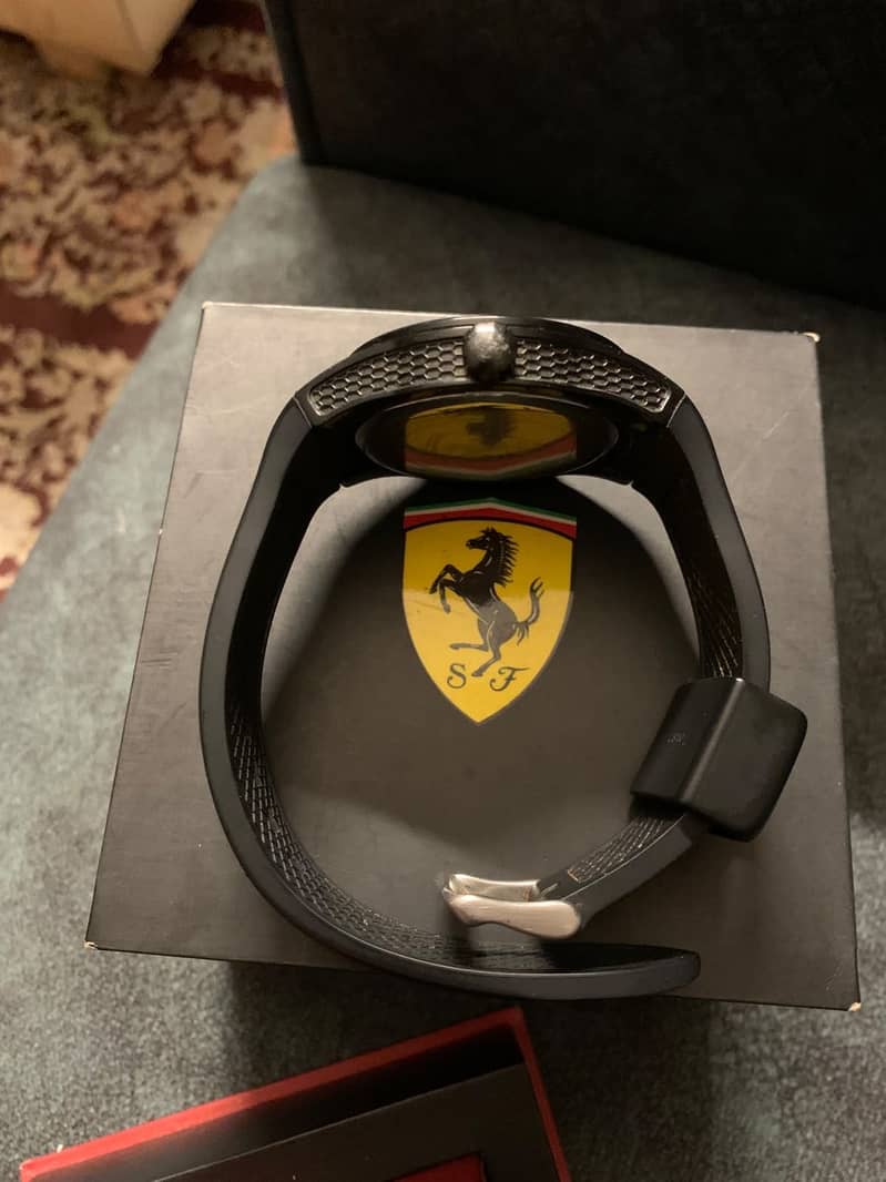 FERRARI WATCHE 5