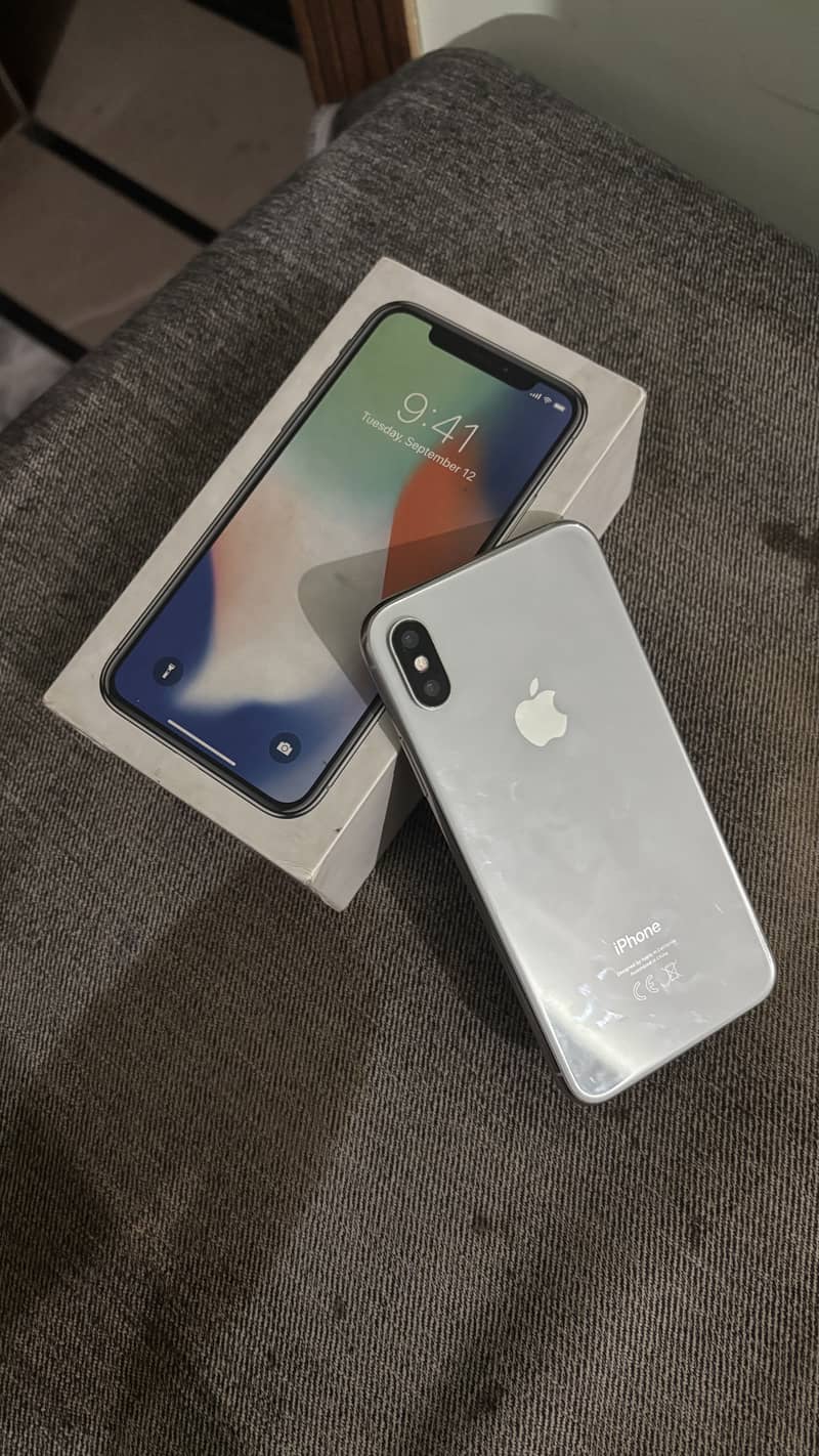 Apple iPhone X 2