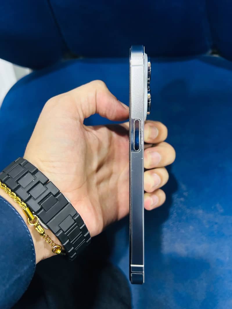 Apple iPhone 14 Pro 3
