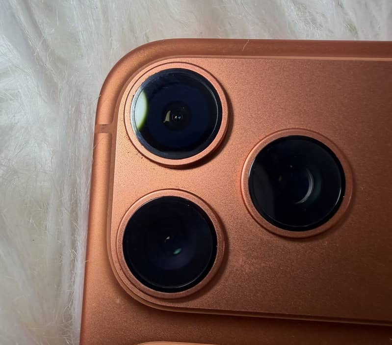 Apple iPhone 17 Pro Max 0