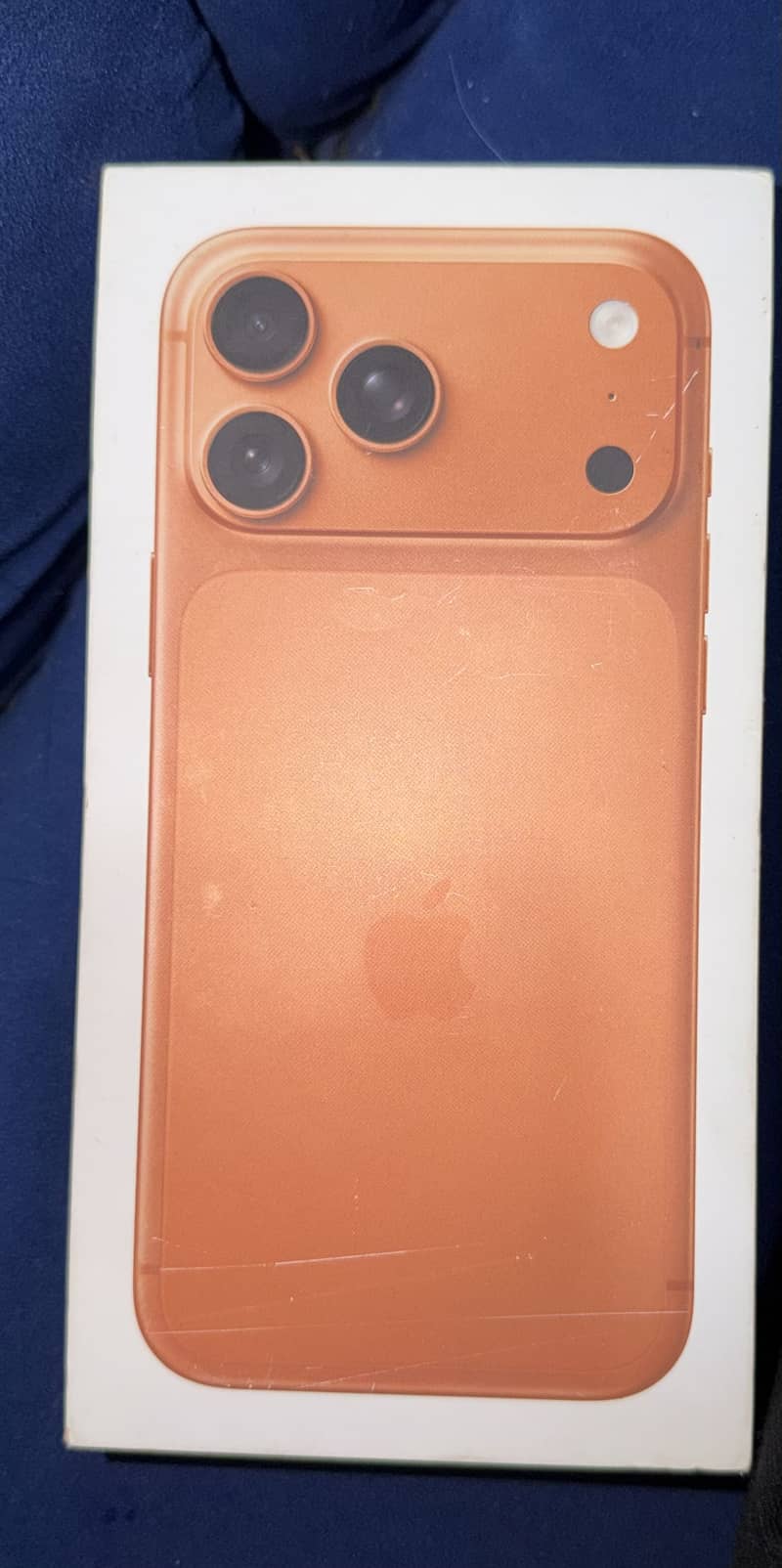 Apple iPhone 17 Pro Max 4