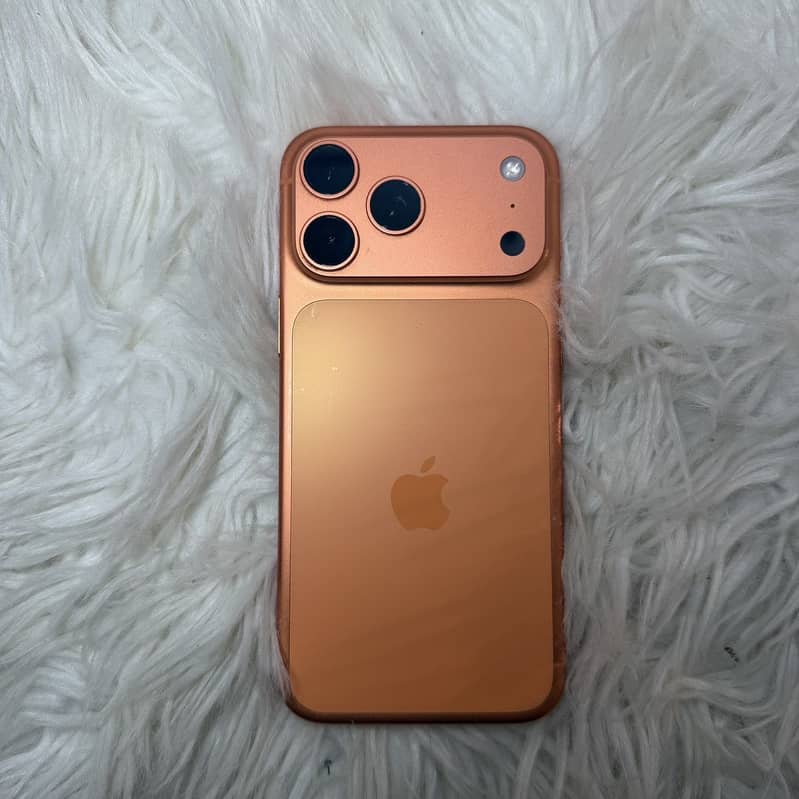 Apple iPhone 17 Pro Max 5