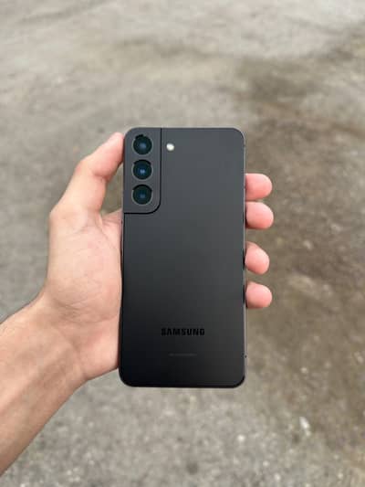 Samsung Mobile S22 8/128