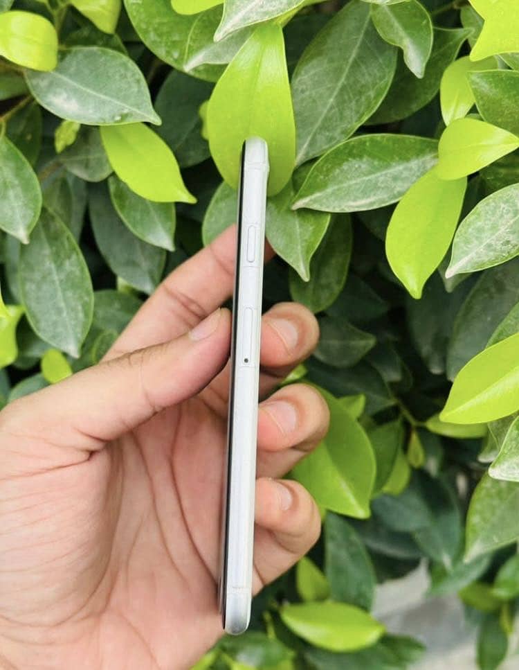 Apple iPhone SE 1