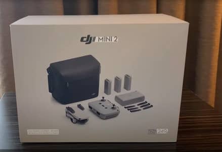DJI Mini 2 Fly More Combo | 10/9  Mint Condition | Complete Accessorie