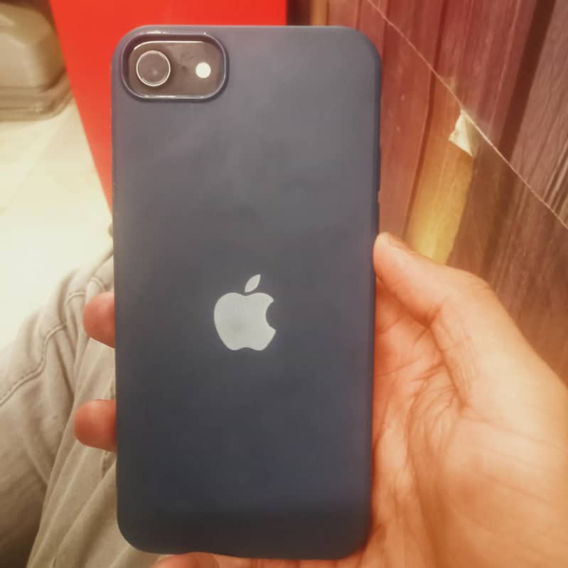 Apple iPhone 8 1