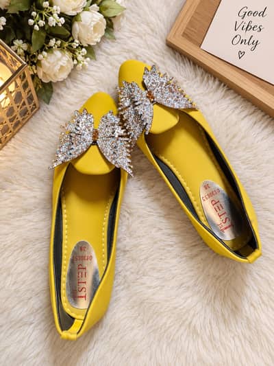 Dhani  Ladies Fancy Flats with Stone Work – Preloved