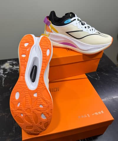SPORT CARBON PLATE SHOE