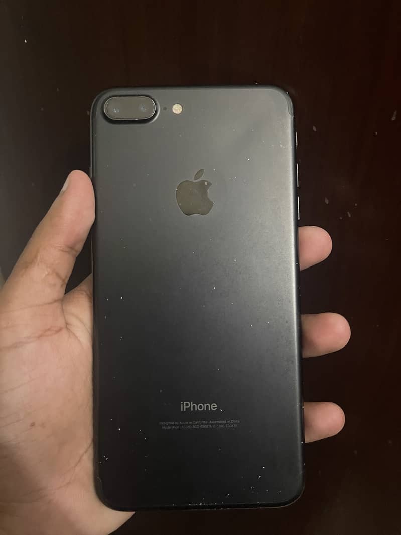 Apple iPhone 7 Plus 0