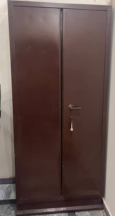 Heavy metal 2 door Almirah in reasonable price.