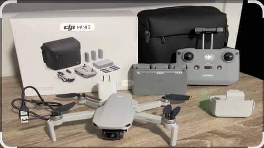 DJI Mini 2 Fly More Combo | 10/9  Mint Condition | Complete Accessorie