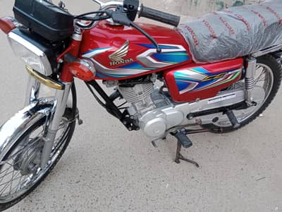 Honda 125 Hyderabad number 22 model